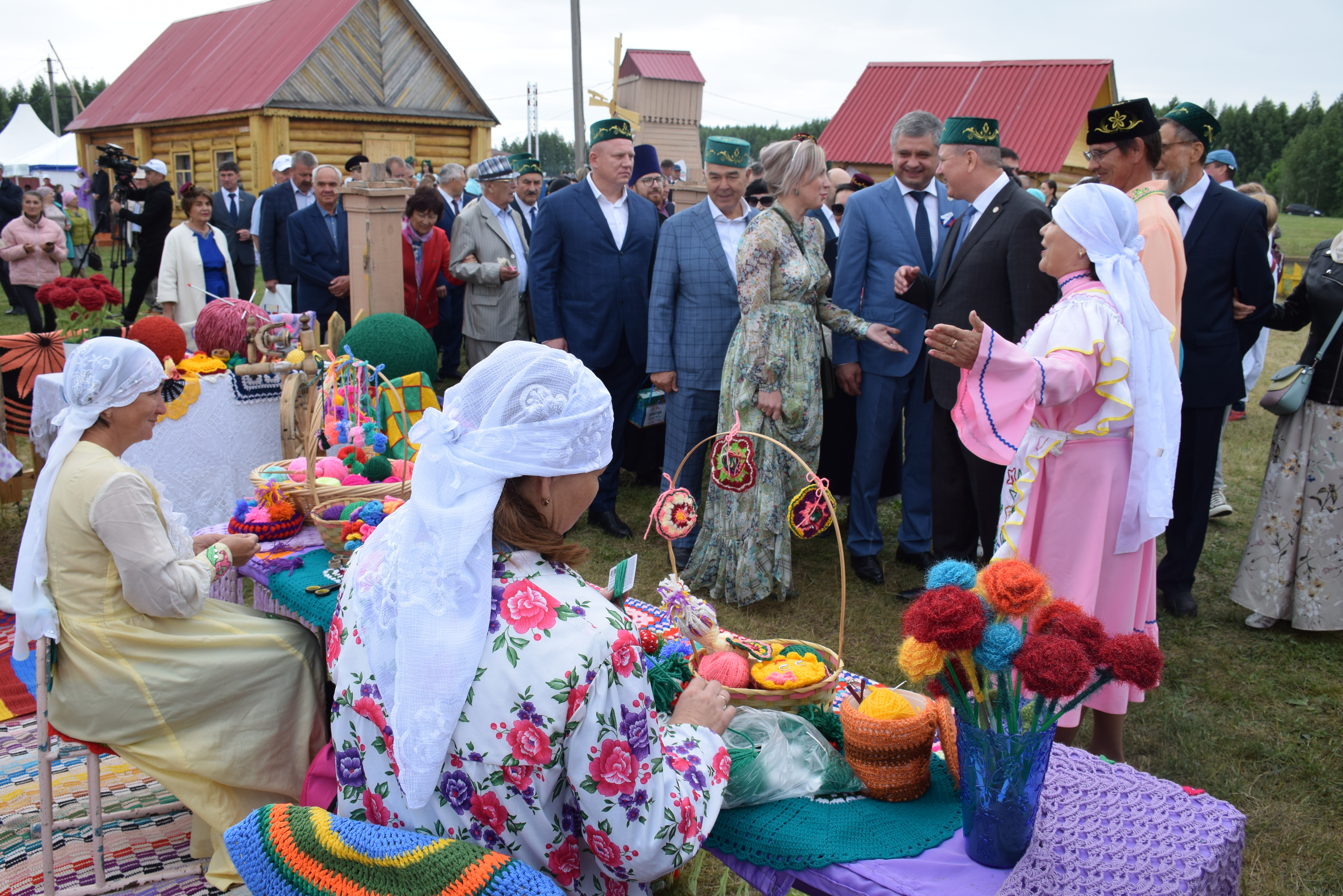 В Нурлате зрелищно и ярко прошел народный праздник Сабантуй | 12.06.2021 |  Нурлат - БезФормата