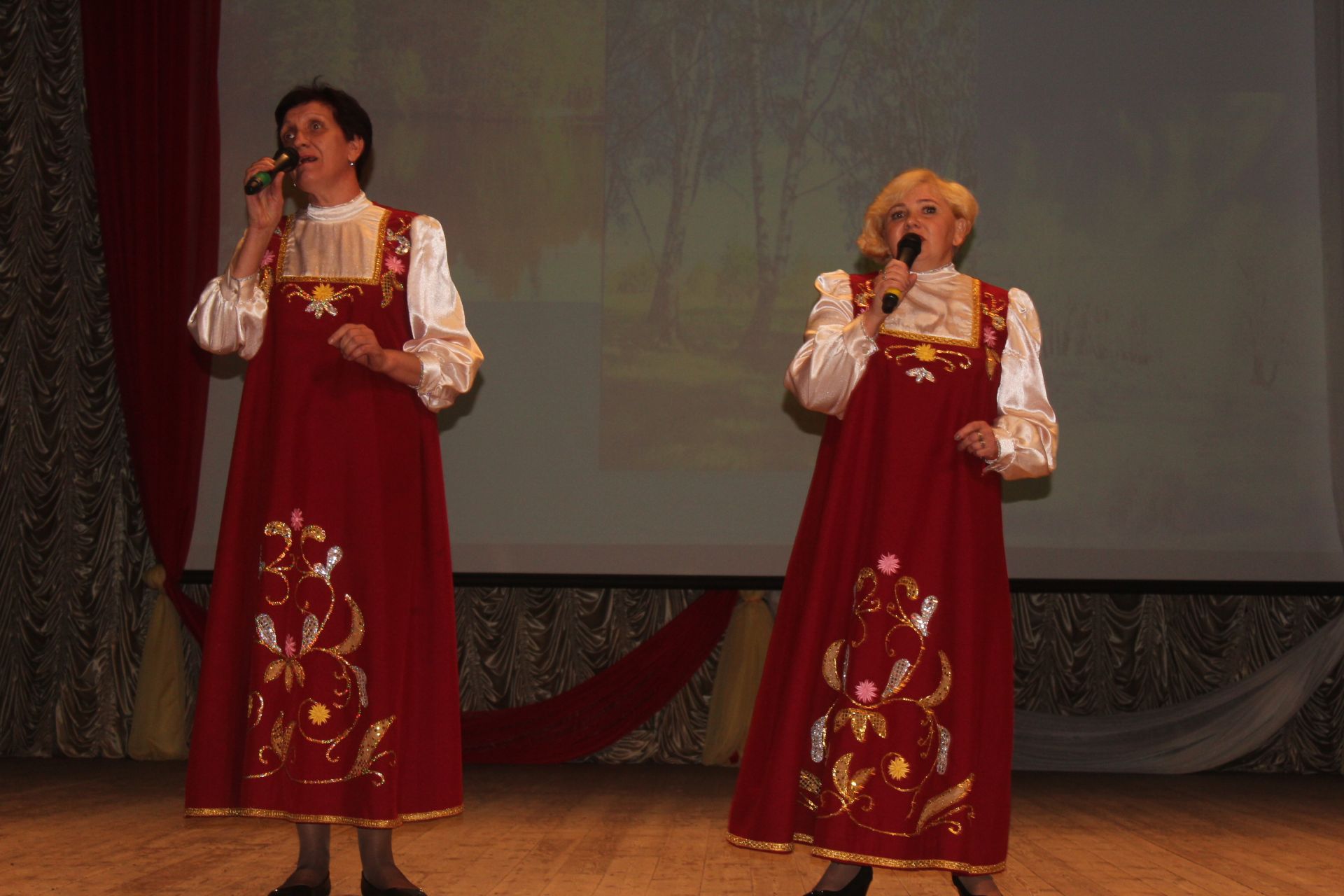 «Беспокойные сердца»: в Нурлате прошел фестиваль патриотической песни