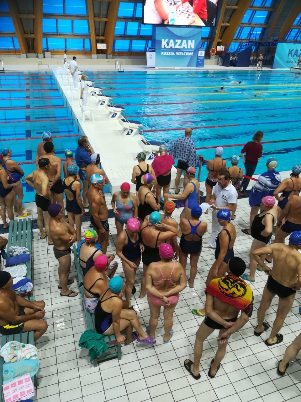 Нурлатцы приняли участие в республиканских соревнованиях по плаванию «Третий возраст»