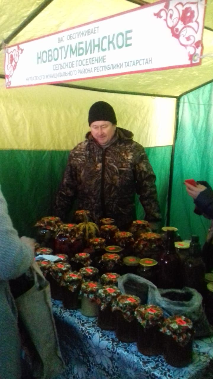 Нурлатцы принимают активное участие в сельхозярмарке в Казани