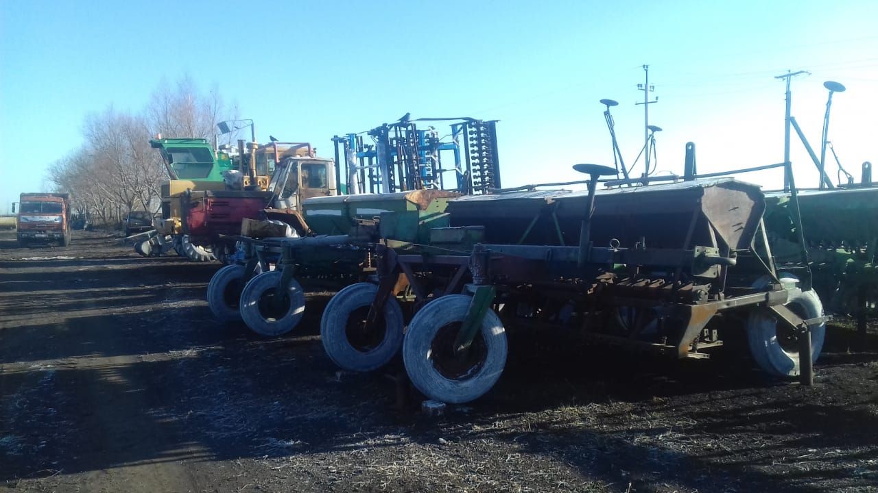 В Нурлатском районе проверили постановку техники на зимнее хранение и подготовку машинно-тракторного парка к ремонту техники
