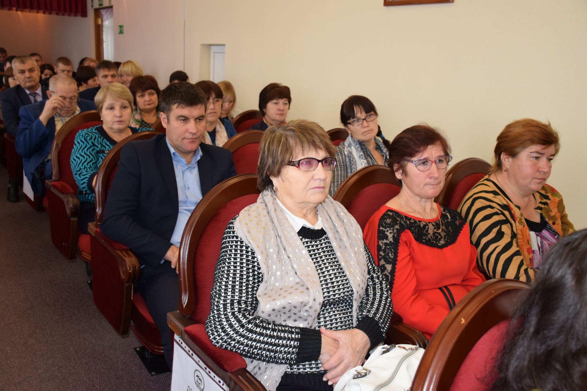 В Нурлате прошла конференция местного отделения партии «Единая Россия»
