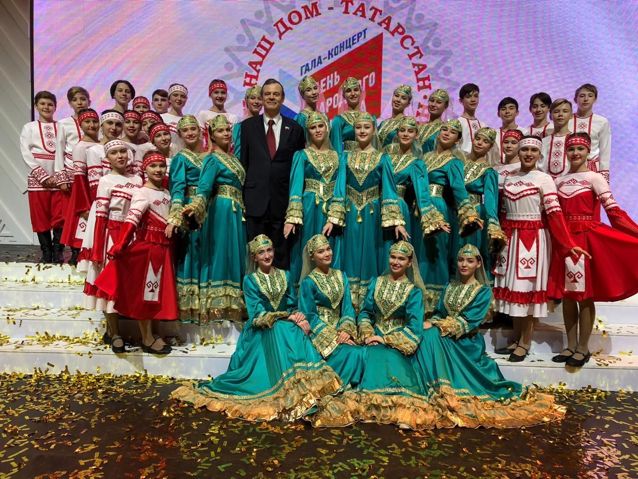 Нурлатцы участвовали на гала-концерте фестиваля "Наш дом Татарстан"