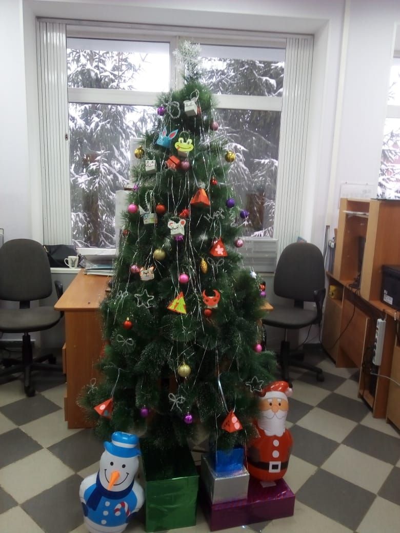 В ГБУ КЦСОН «Гармония» Нурлатского района в преддверии Нового года проводится акция «Новогоднее чудо»