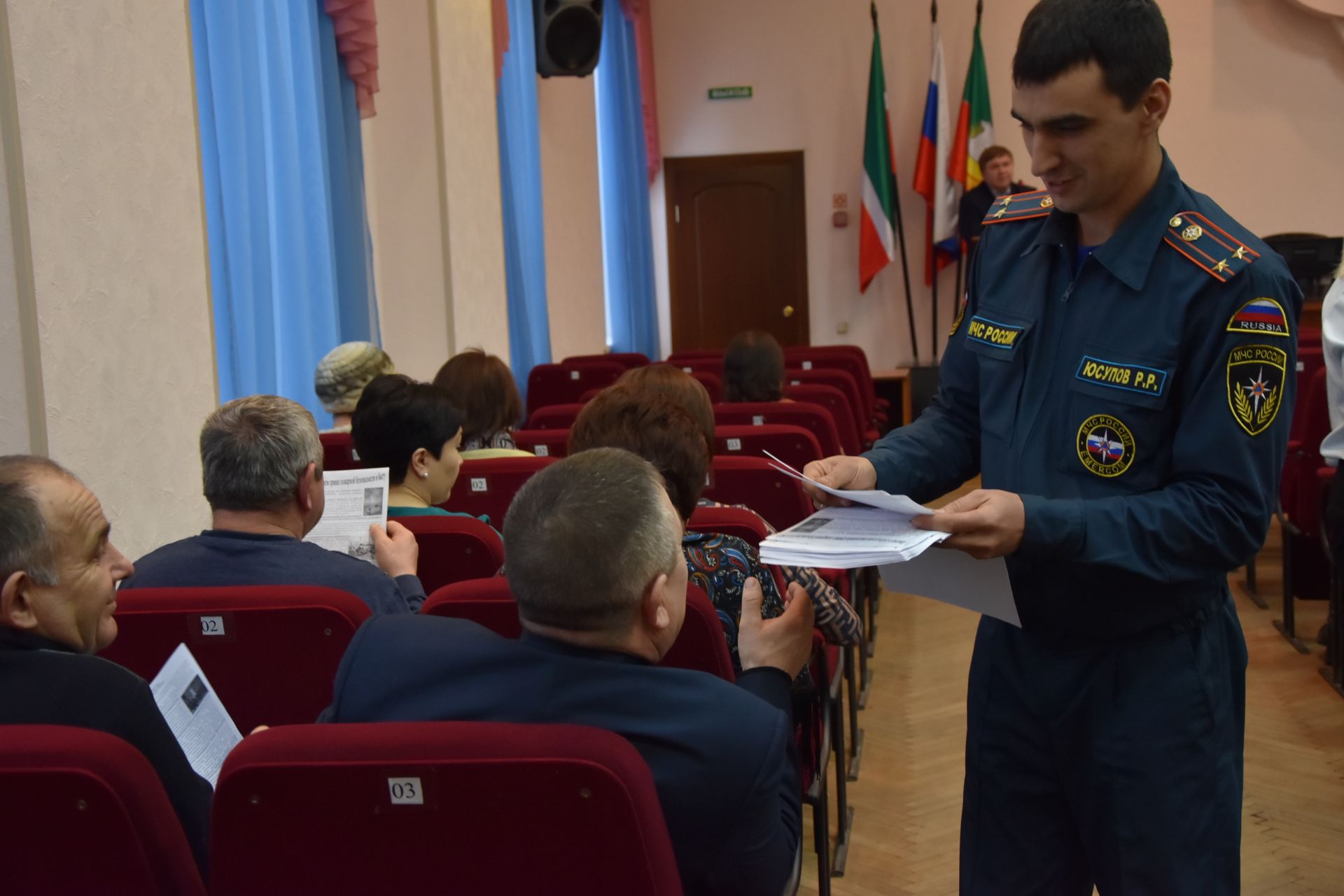 В Нурлате прошел семинар-совещание о правилах пожарной безопасности в новогодние праздники
