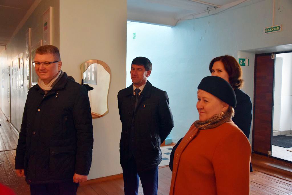 Руководитель исполкома Нурлатского района посетил с рабочим визитом населенные пункты Тюрнясево и Егоркино