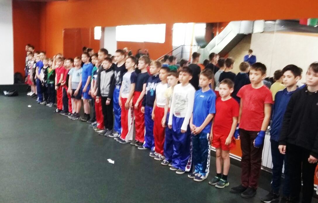 Нурлатские кикбоксеры выступили в открытом городском турнире в Набережных Челнах