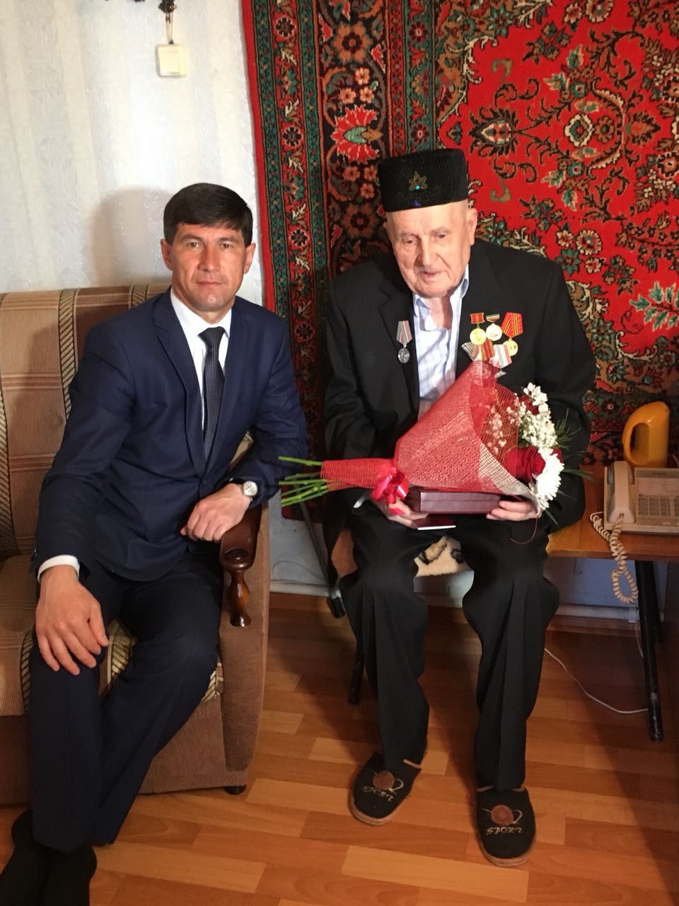 Ветеранам Нурлатского района  вручили медали «За доблестный труд»