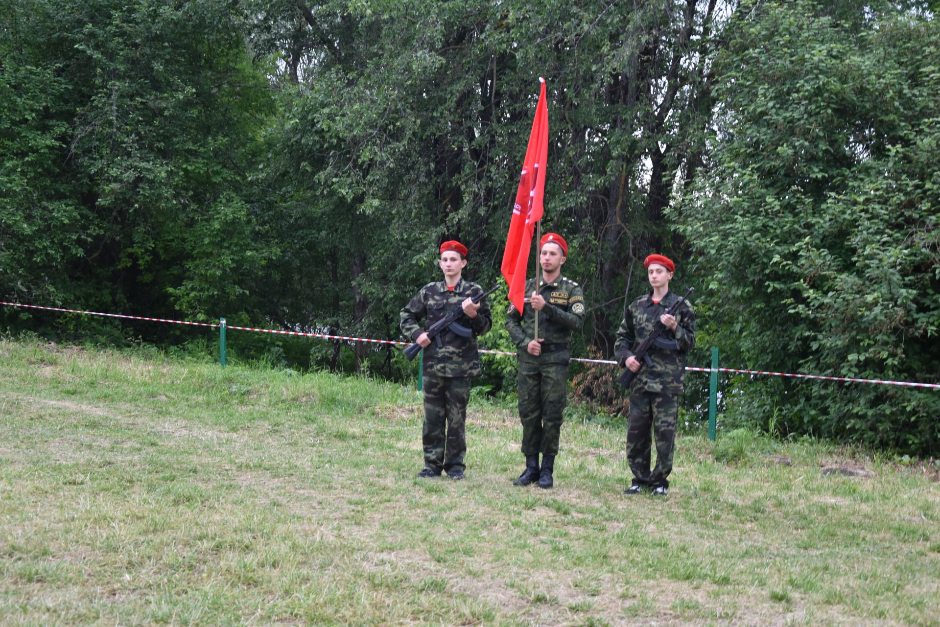 В Нурлатском районе открылся палаточный военно-патриотический лагерь «Юнармия»