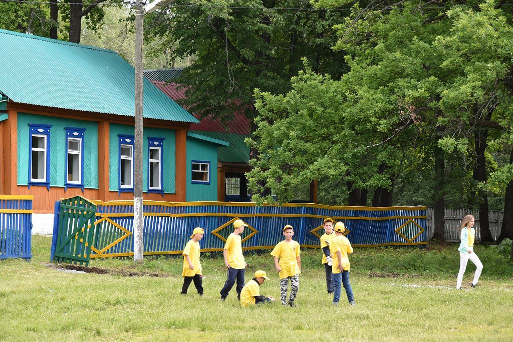 В лагере «Заречный» Нурлатского района состоялось торжественное открытие первой смены