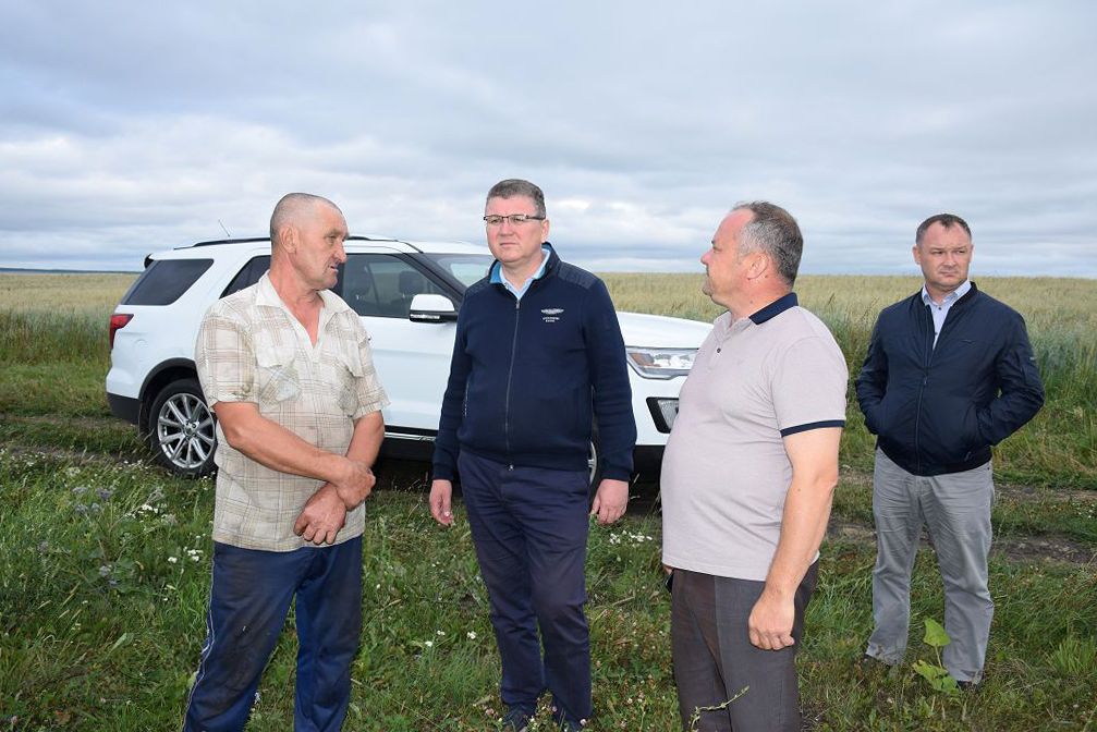 Руководитель исполнительного комитета Нурлатского района посетил крестьянские (фермерские) хозяйства