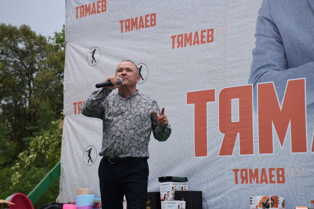 В Нурлатском районе Фирдус Тямаев собрал гостей на праздник