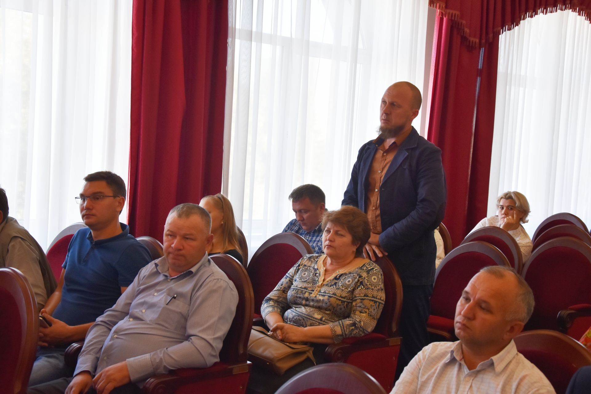 В Нурлате состоялось совещание по вопросу управления многоквартирными домами управляющих компаний