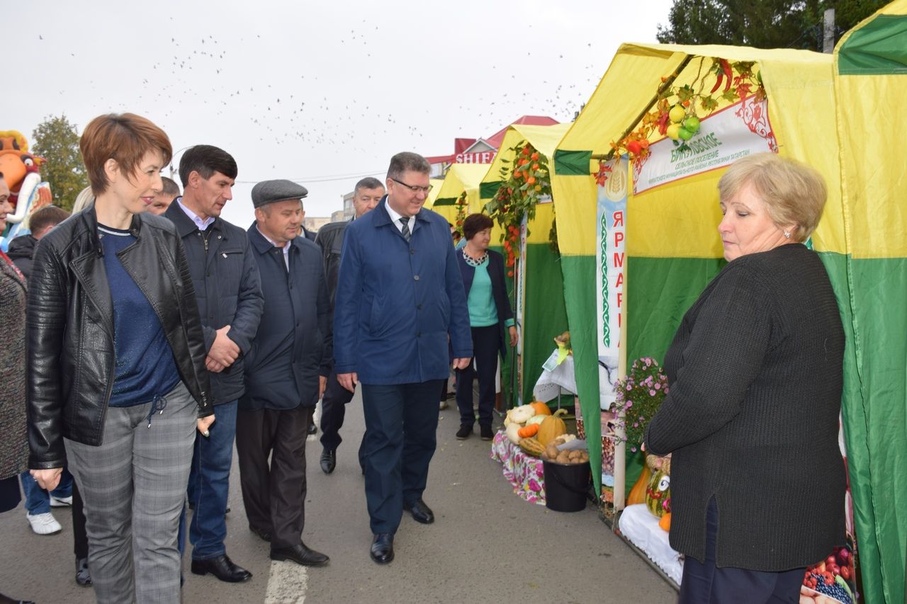 В Нурлате проходит сельскохозяйственная ярмарка