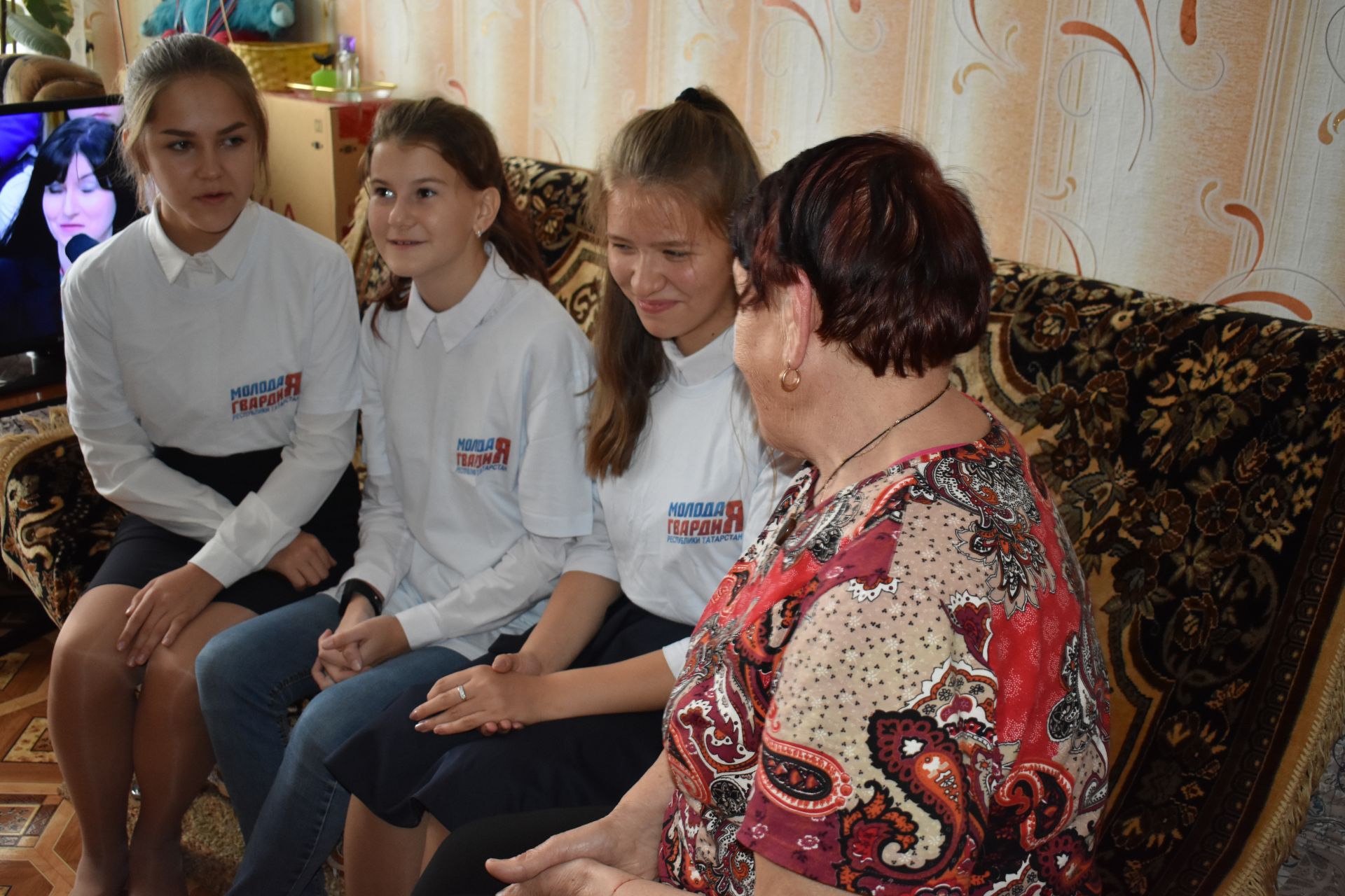Молодогвардейцы Нурлатского района приняли активное участие в акции "Недели добровольца"