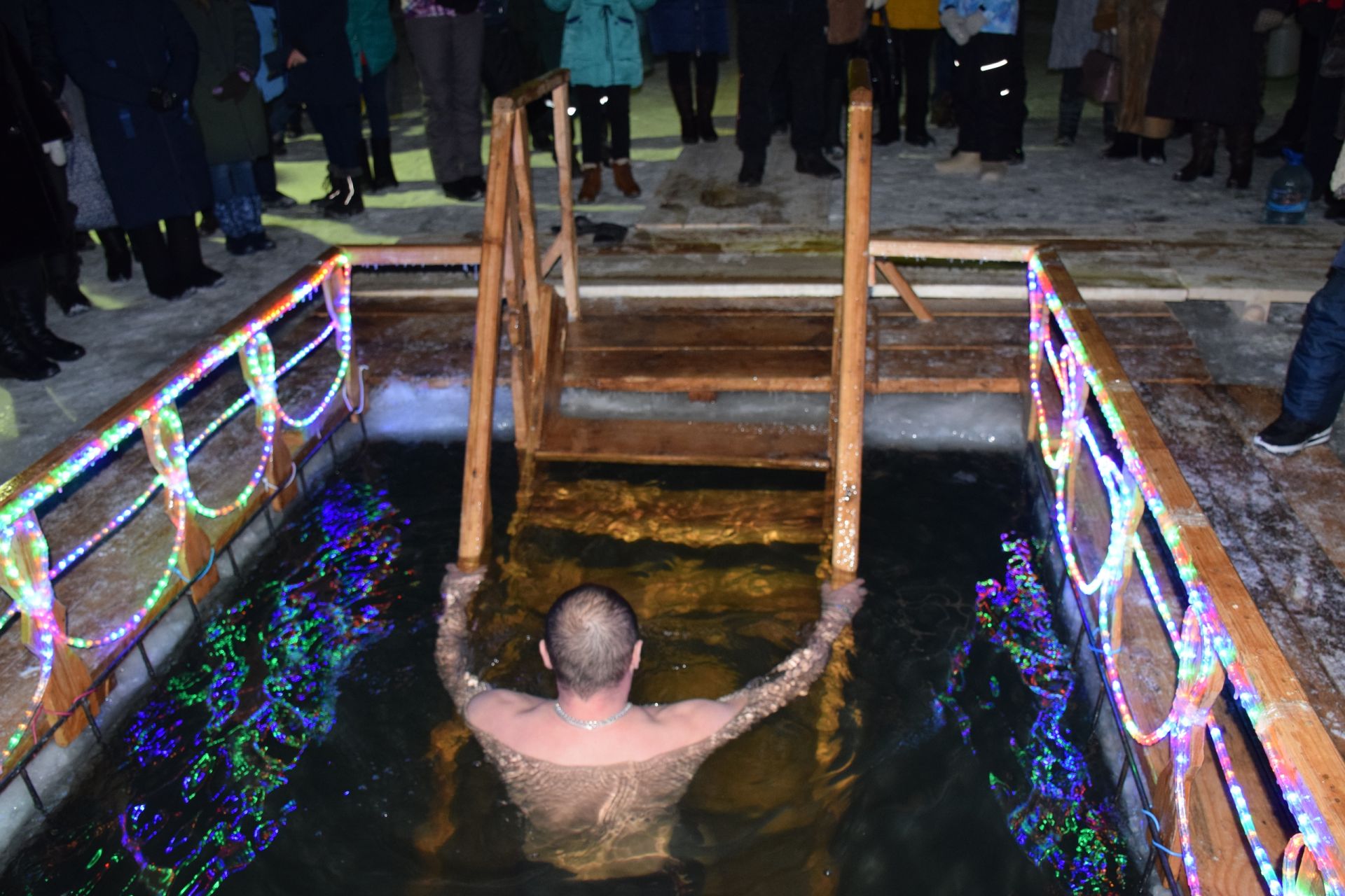 В Нурлатском районе организованно проходят крещенские купания