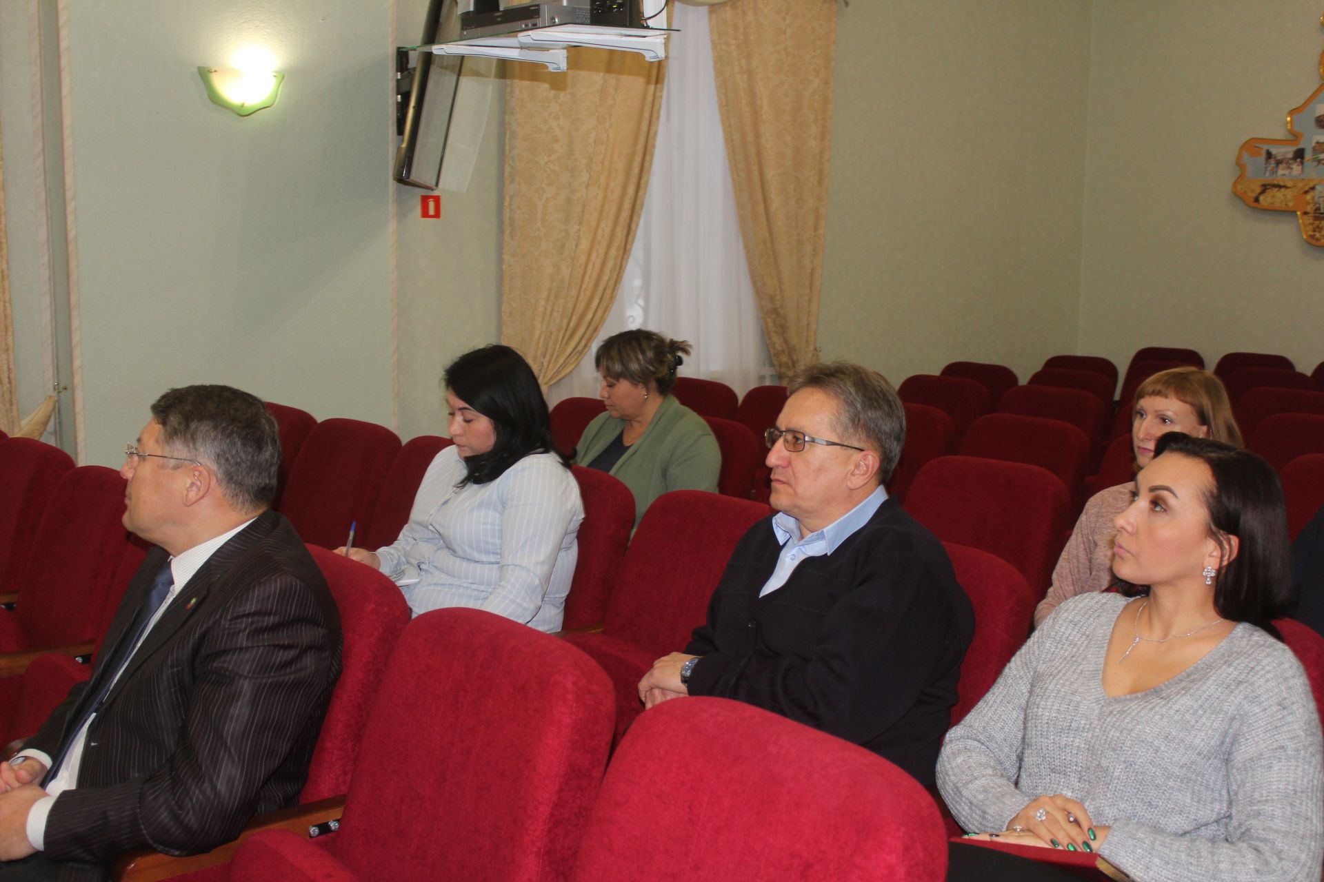 Нурлатцы приняли участие в совещании в режиме видеоконференции
