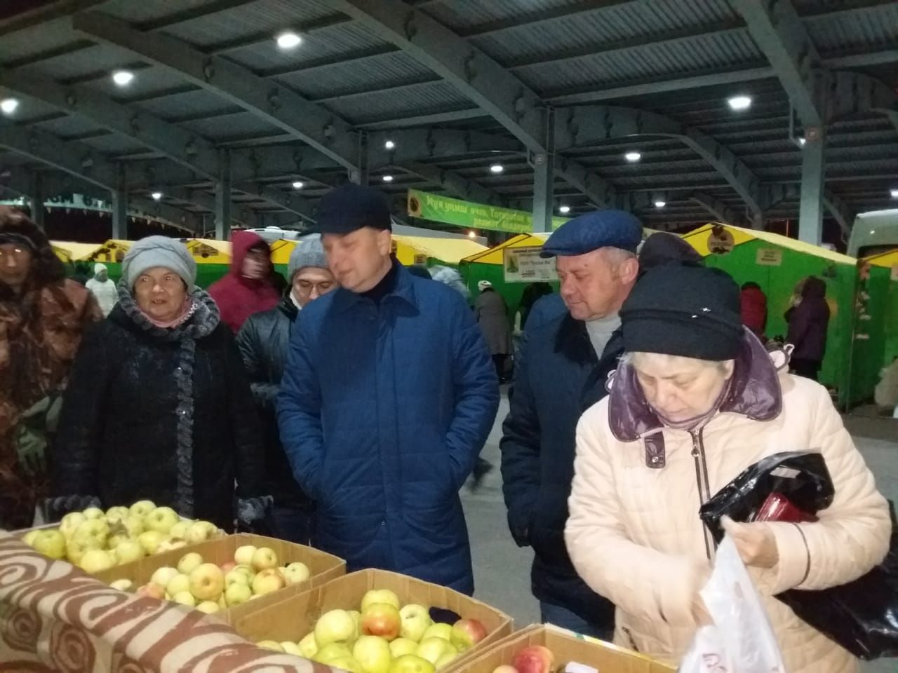 Нурлатцы представили свою продукцию на  очередной сезонной ярмарке в столице Татарстана