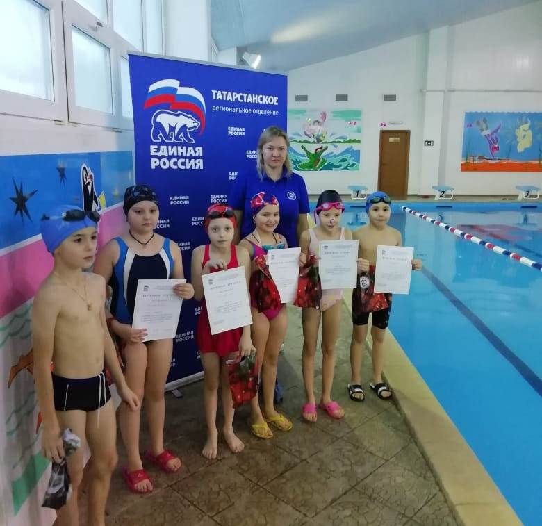 В Нурлате прошли соревнования по плаванию в рамках регионального проекта «Спорт без границ»