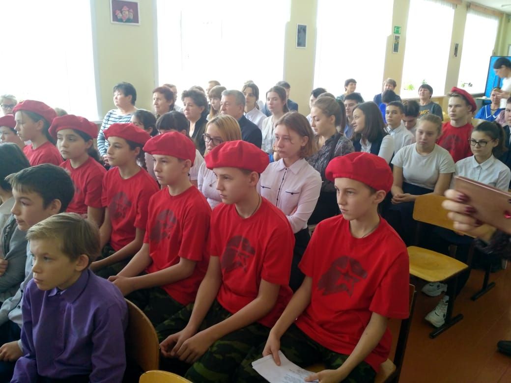 Юные патриоты Нурлата почтили память Героев Отечества