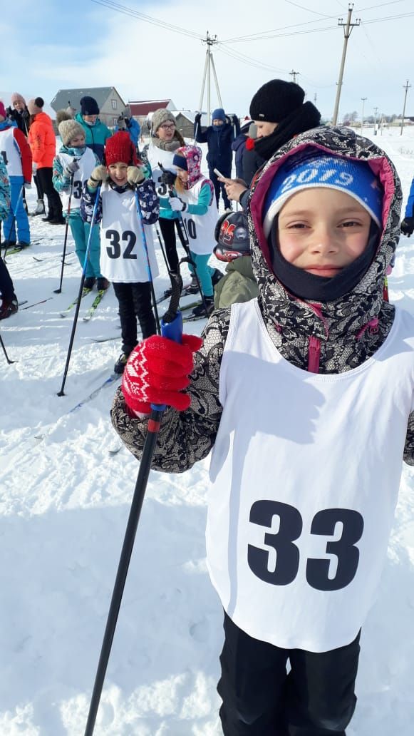 Команда лыжников из Андреевки соревнуется в соседнем регионе