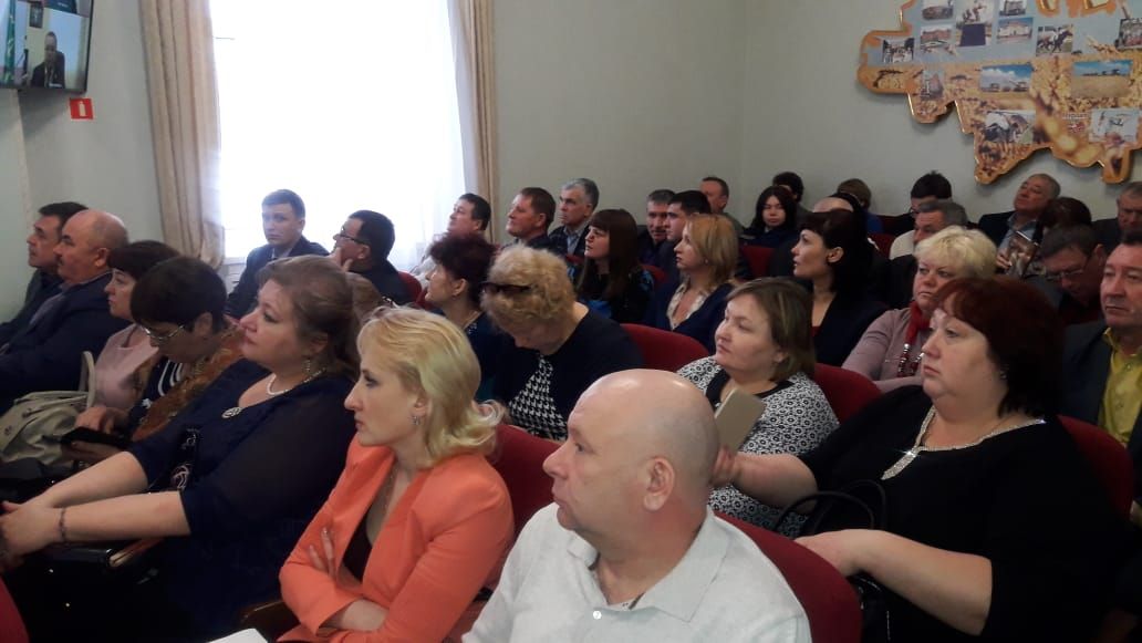 Нурлатцы приняли участие в совещании с представителями муниципальных образований в режиме видеоконференции