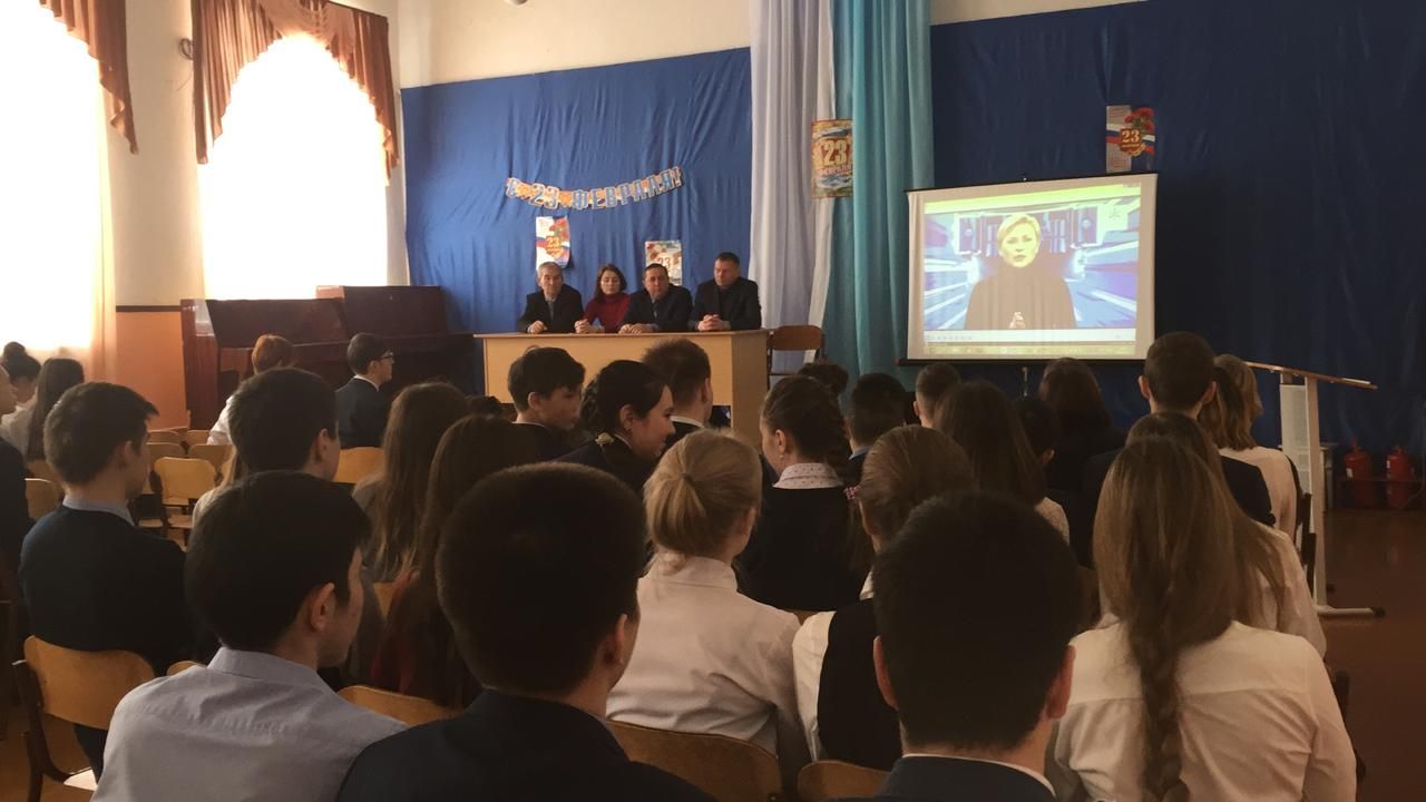 В Нурлатских школах проходят встречи с представителями информационно-пропагандисткой группы при антитеррористической комиссии