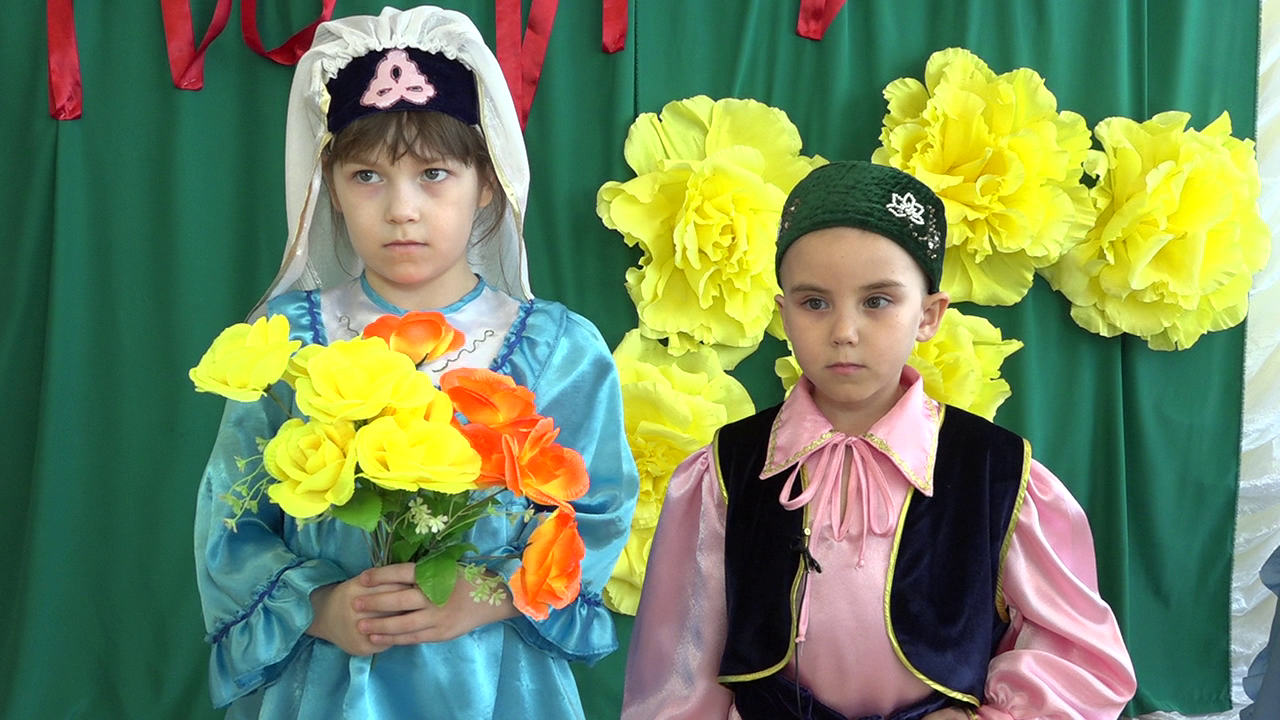 В Нурлатском детском саду "Алсу" прошел праздник "Навруз"