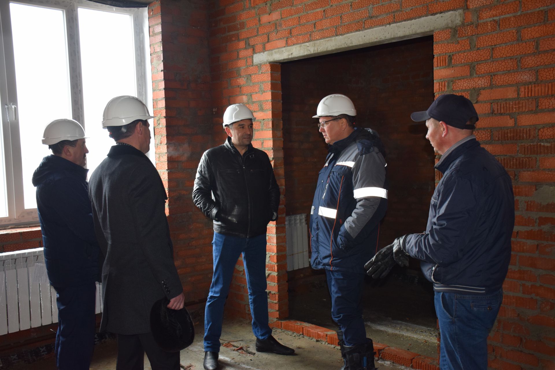 Глава Нурлатского района посетил объекты строительства и капремонта&nbsp;