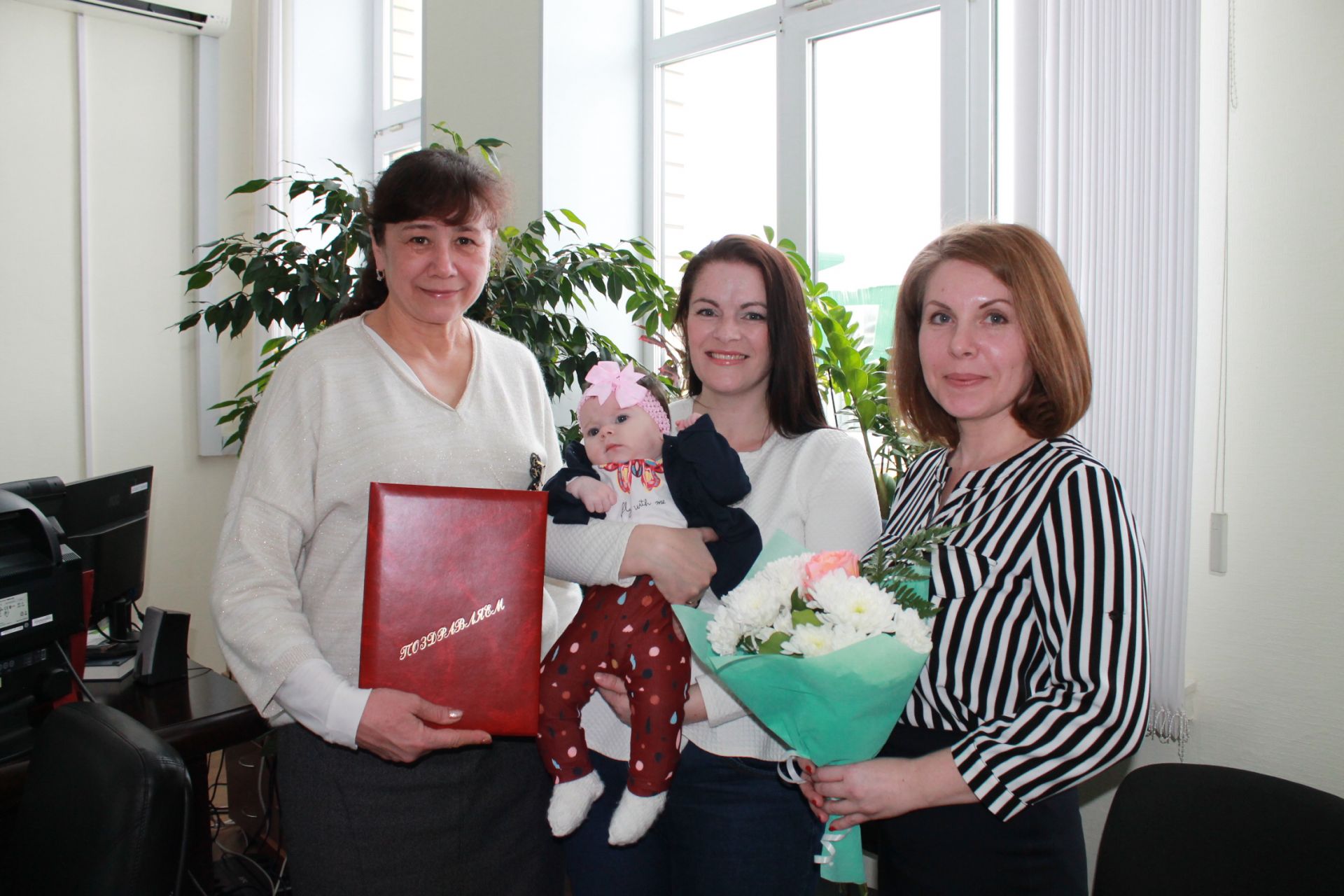В Нурлате состоялось торжественное вручение сертификатов на материнский капитал