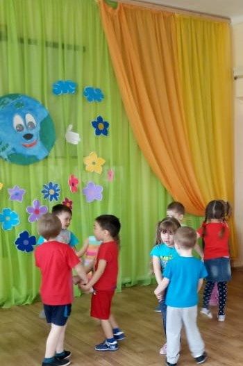 В детском саду «Пчелка» прошло мероприятие, посвященное  Всемирному дню Земли