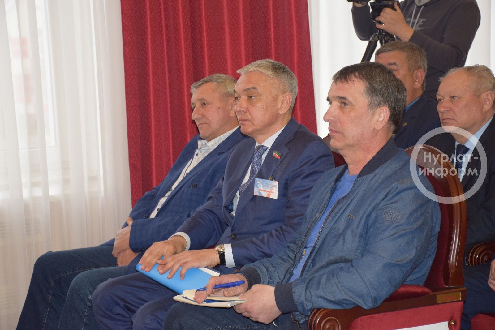 Единороссы Нурлата встретились с участником предварительного голосования