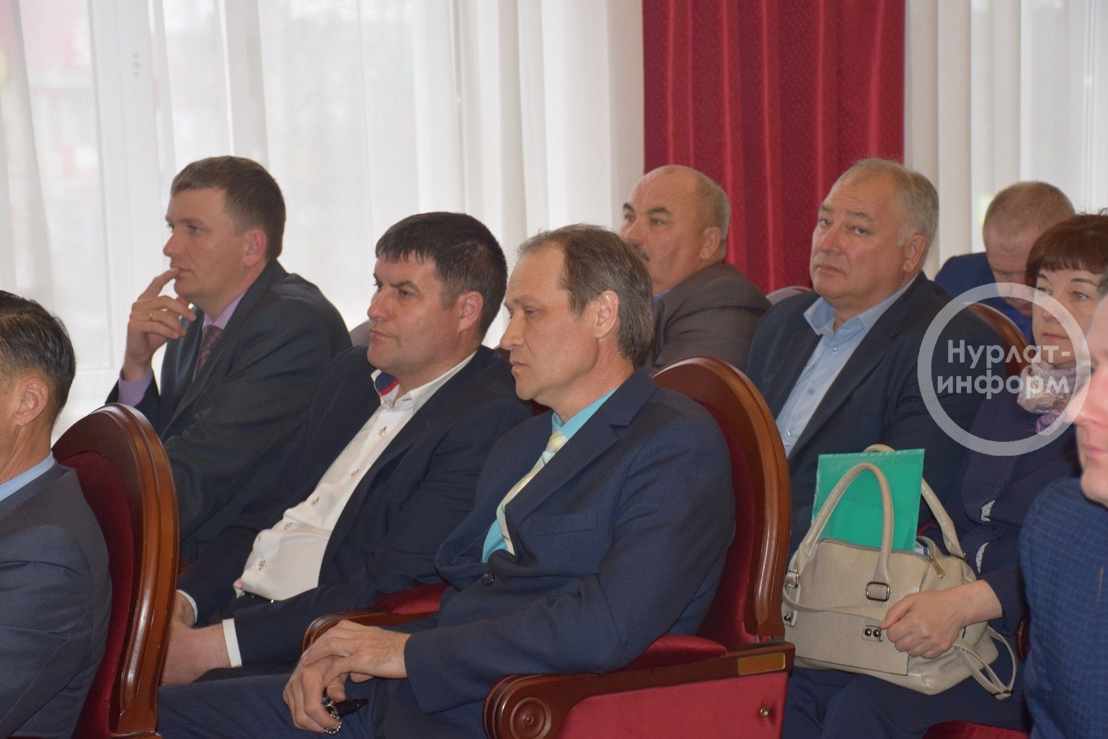 Единороссы Нурлата встретились с участником предварительного голосования