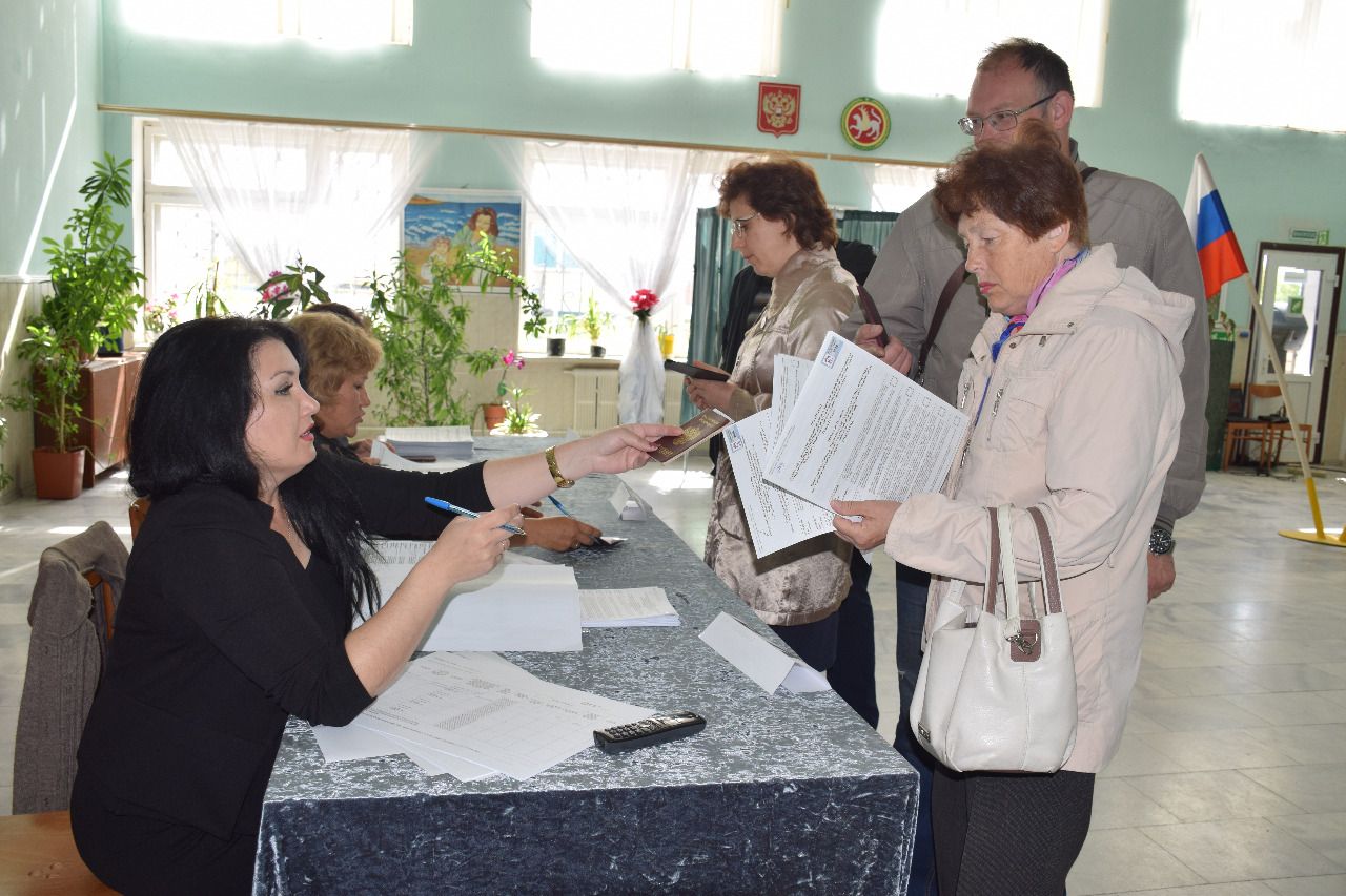 Жители сел Нурлатского района поддерживают участников предварительного голосования «Единой России»