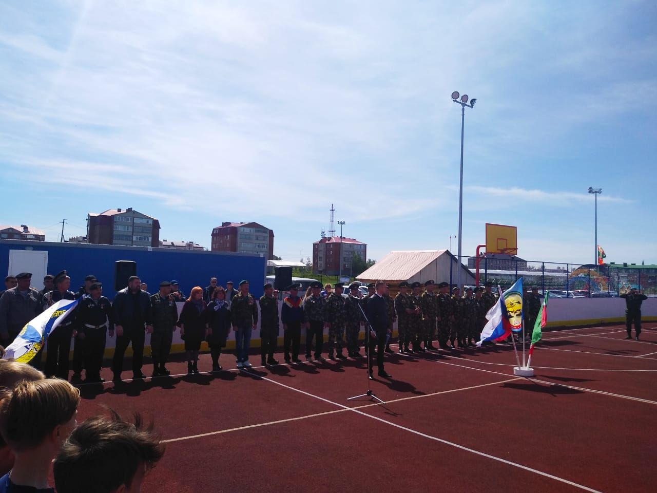 Нурлатские пограничники в преддверии праздника провели соревнования по мини-футболу среди учеников