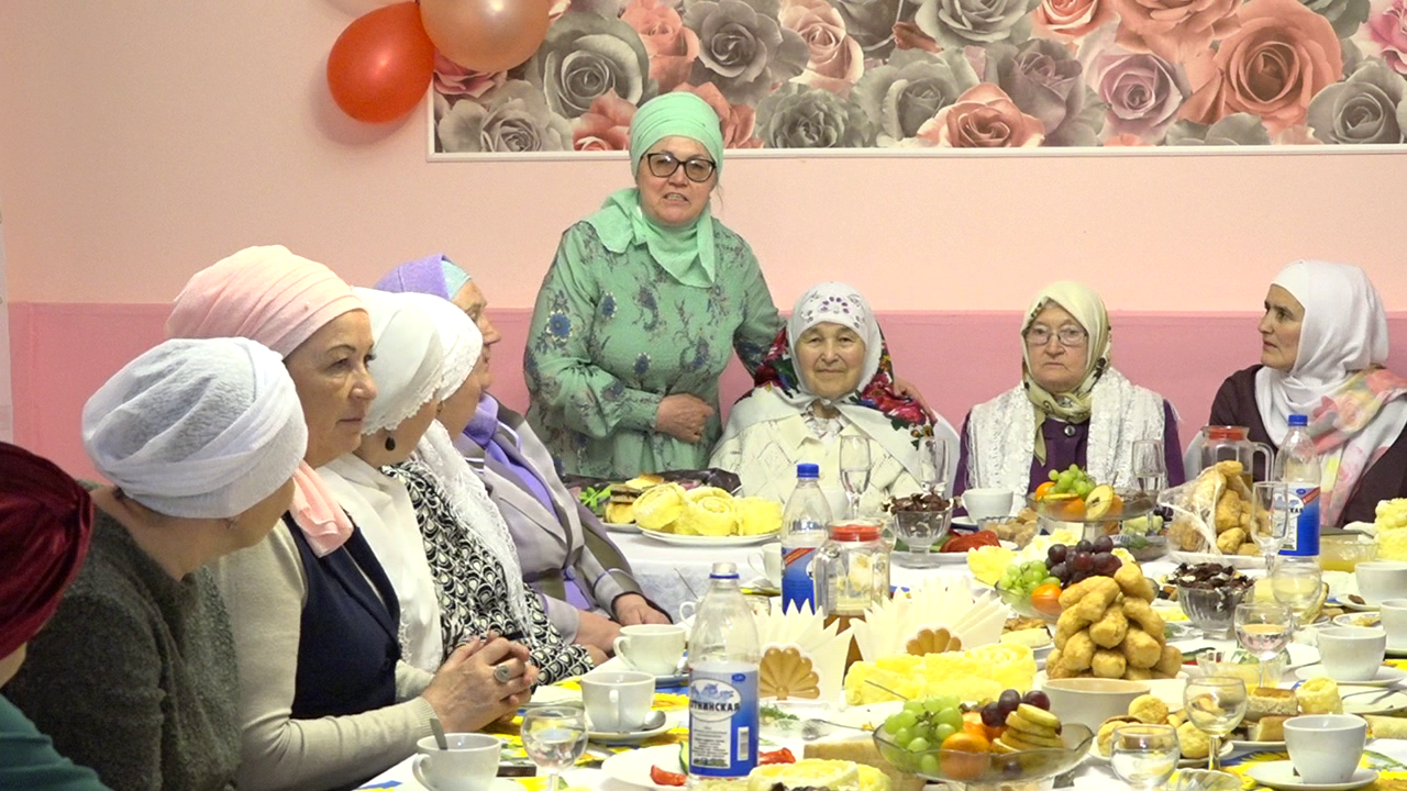 Нурлат: первый ифтар  – от местных отделений Всемирного конгресса татар и «Ак калфак»