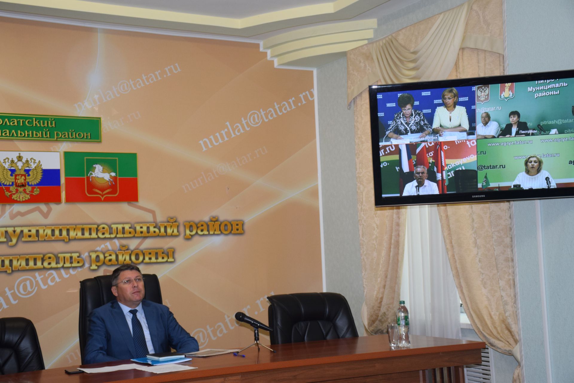 Нурлатцы в режиме видеоконференции приняли участие в совещании рабочей группы по контролю за исполнением нацпроектов в РТ