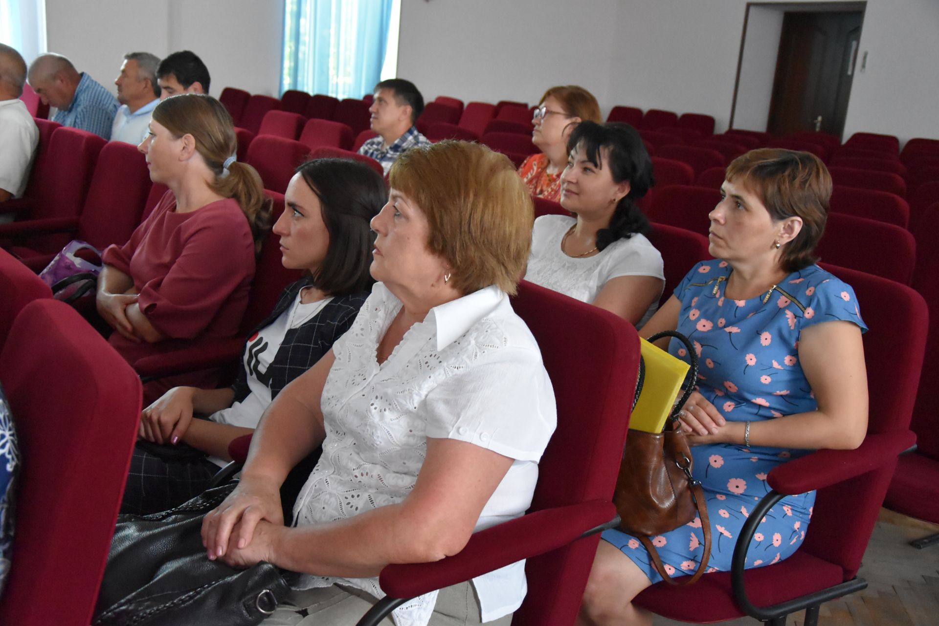 Нурлатцы приняли участие во всероссийском онлайн-совещании по развитию сельских территорий и поддержке фермеров