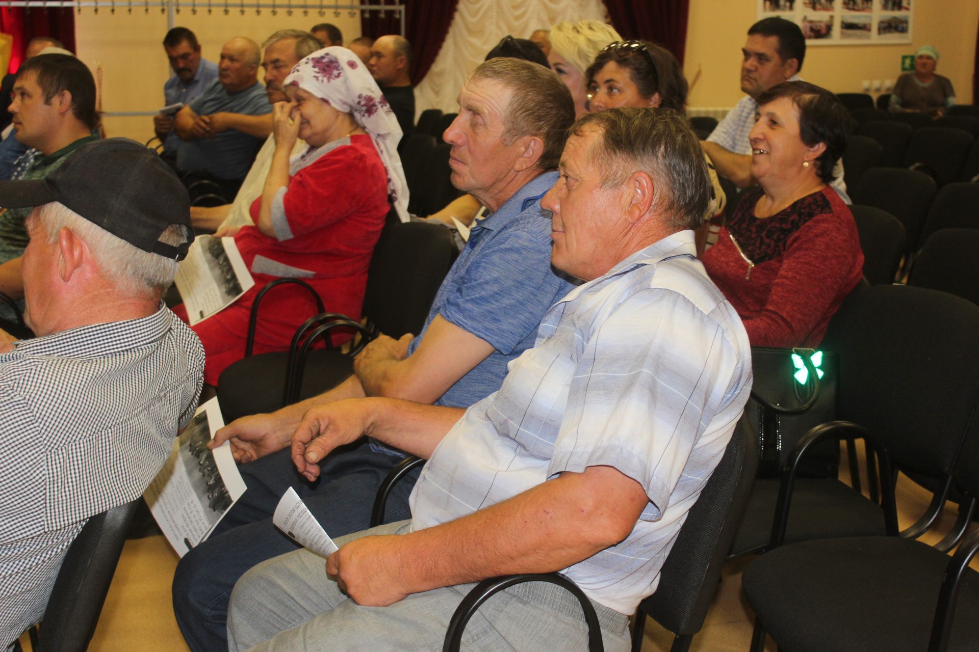 В Нурлате проходят встречи с активными жителями сел