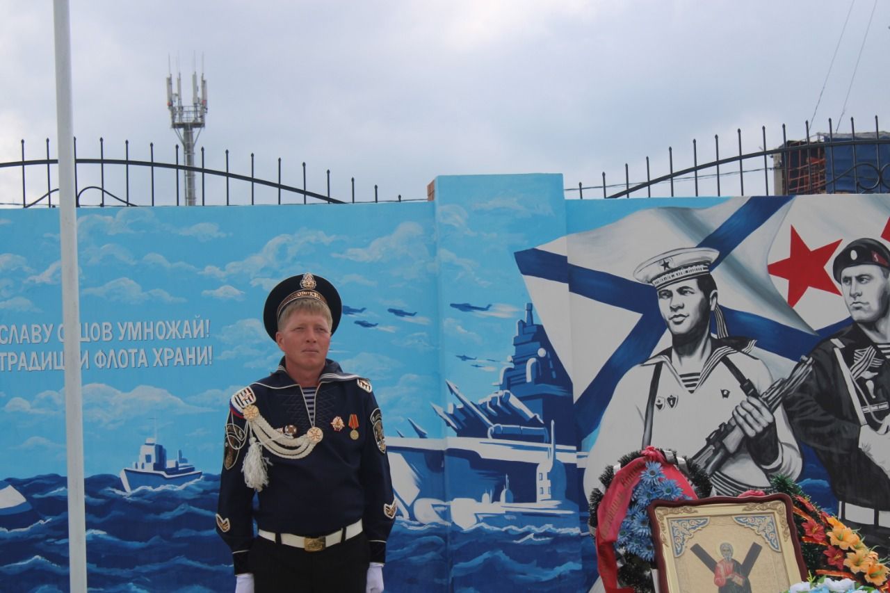 Нурлатцы отмечают День военно-морского флота