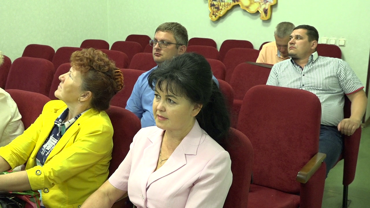 Нурлатцы приняли участие в заседании рабочей группы по национальным проектам в видеорежиме