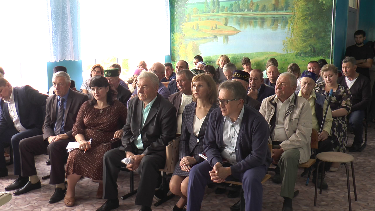 Жители микрорайона Нижний Нурлат обсудили важные вопросы на сходе