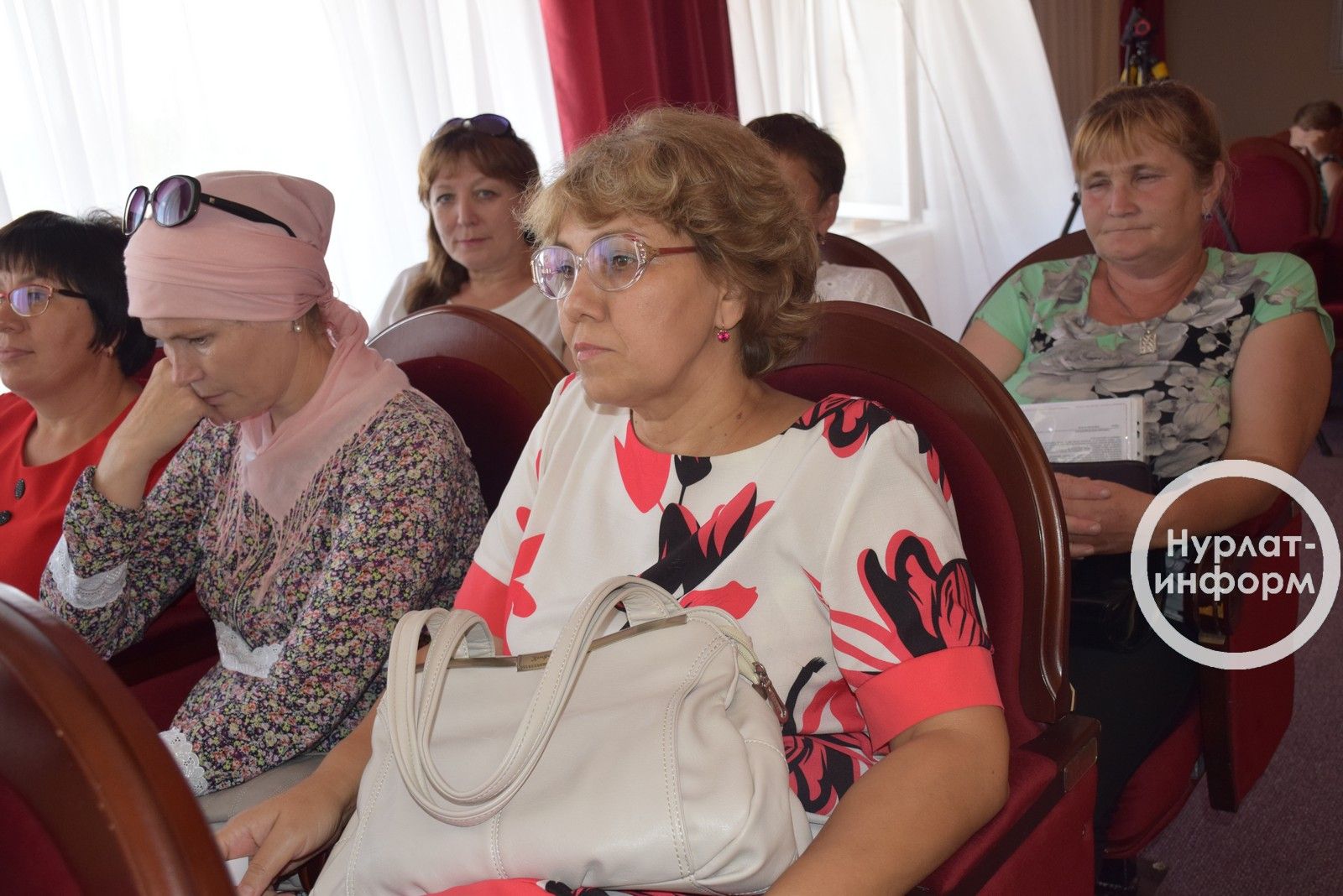В Нурлате прошла творческая встреча с писателями из Альметьевска