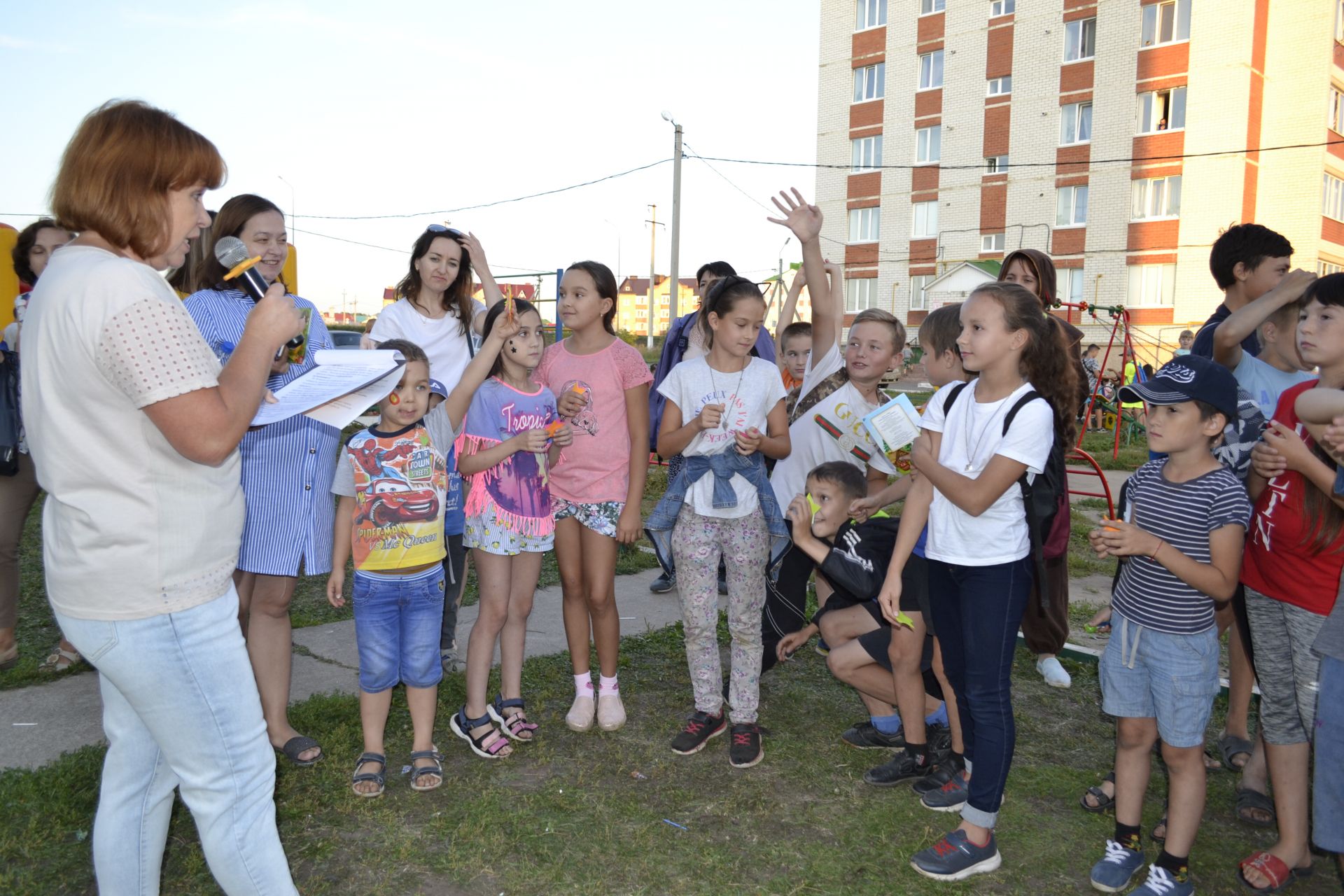 «Праздник двора» собрал жителей улиц Кариева и Халикова