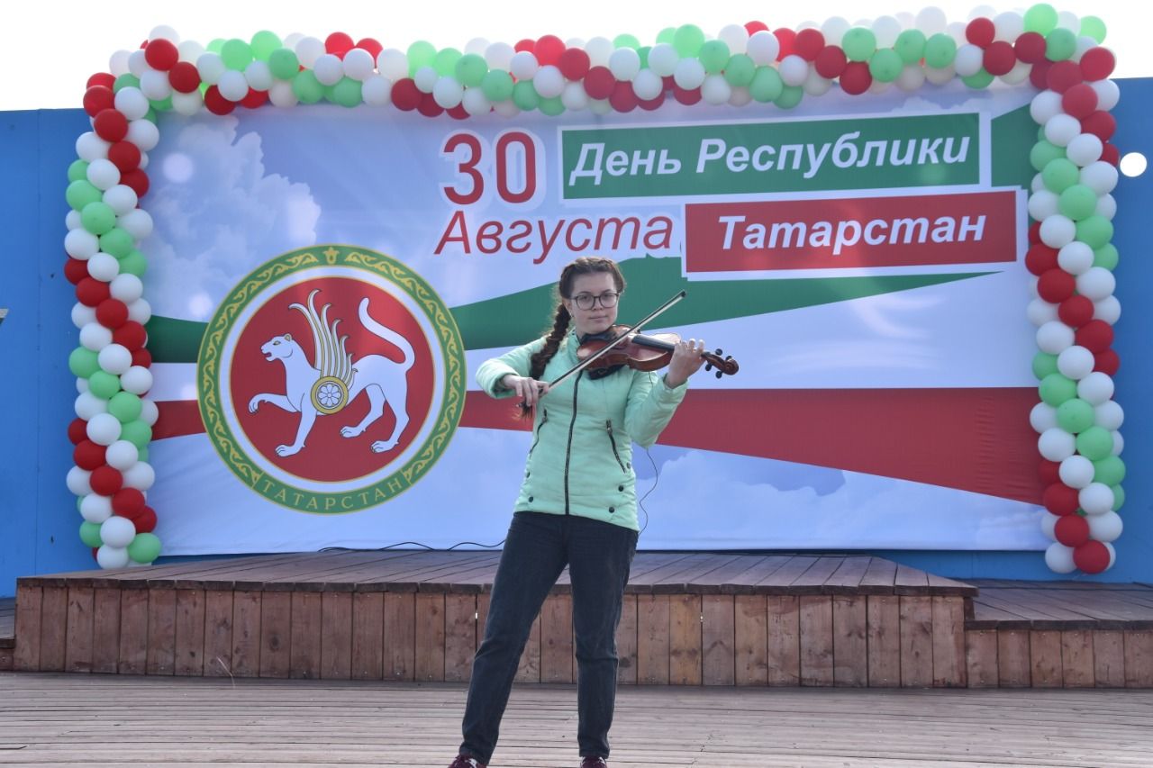 День Республики Татарстан в Нурлате: ярко, весело, красочно