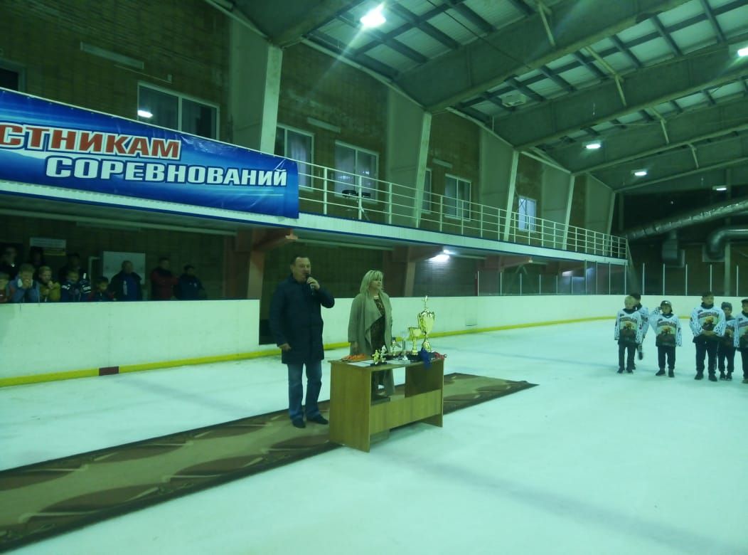 В Нурлате начался хоккейный сезон