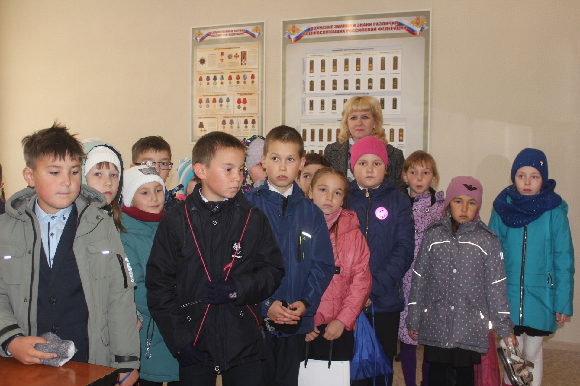 Ученики знакомились с экспонатами времен Великой Отечественной войны