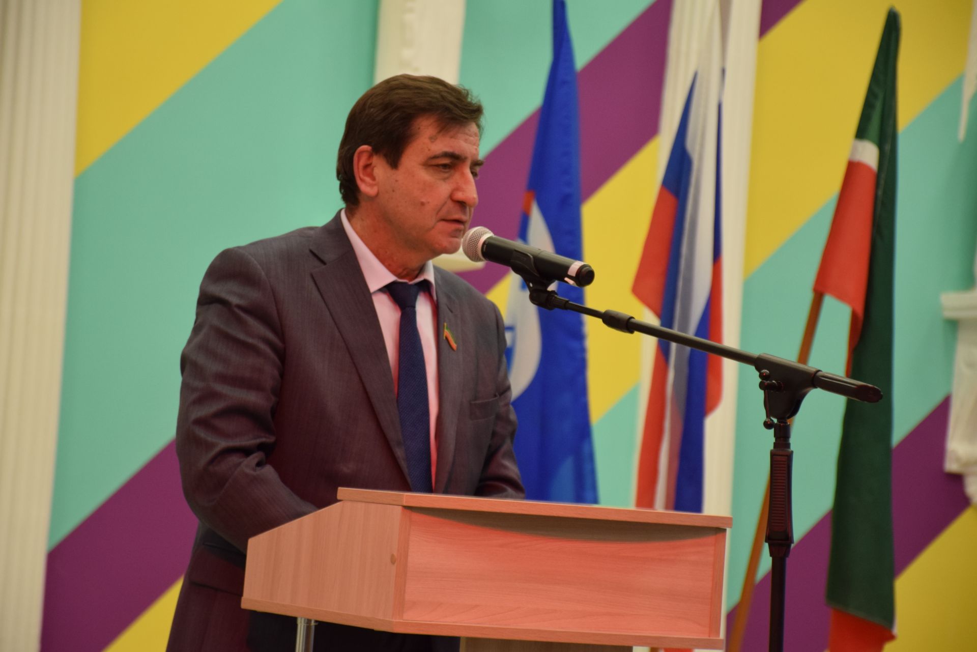 В Нурлатском местном отделении партии «Единая Россия» заработает новый кадровый проект «Лидеры Нурлата»