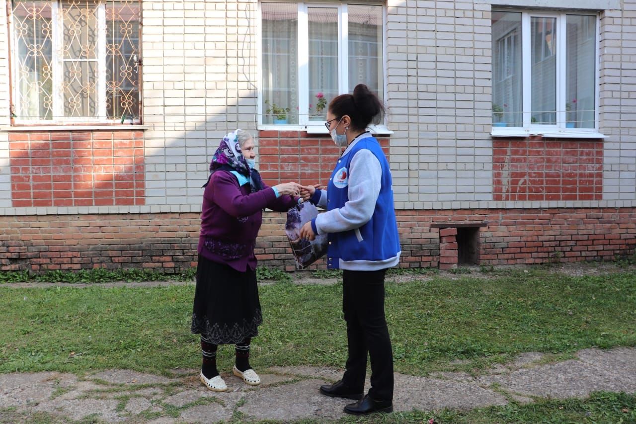 Нурлатские школьники реализуют проект «Добро не уходит на каникулы»