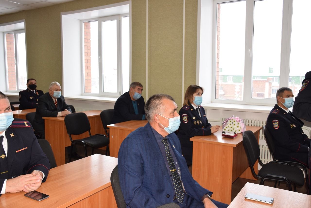 В отделе МВД России по Нурлатскому району состоялось чествование сотрудников